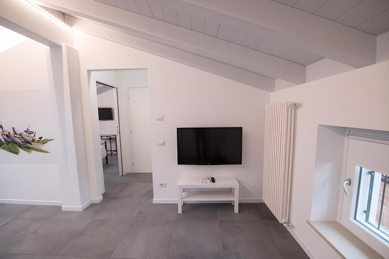 Glicine Apartment Costermano Exteriér fotografie