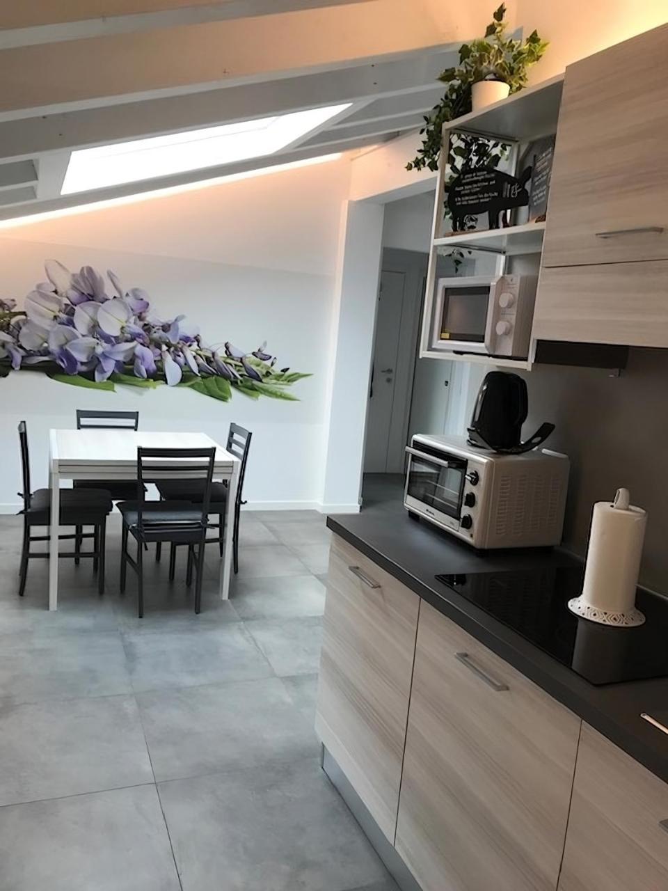 Glicine Apartment Costermano Exteriér fotografie
